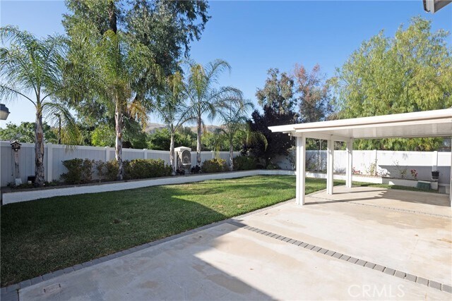 Building Photo - 26691 Kicking Horse Dr