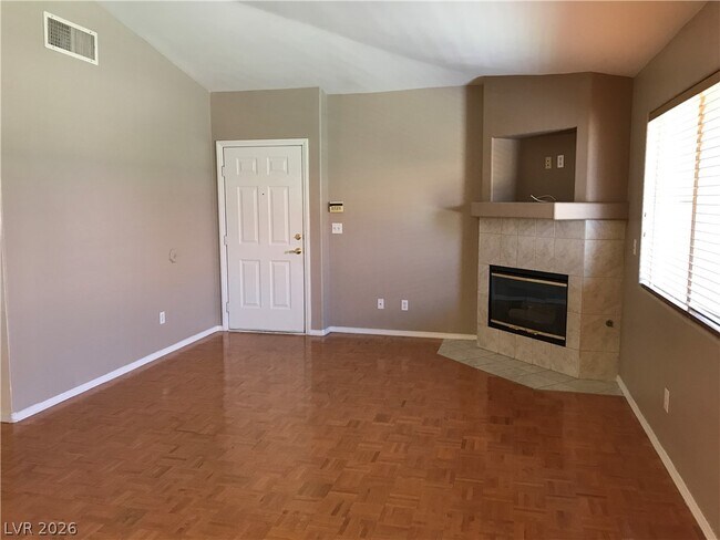 Building Photo - 381 Manti Pl