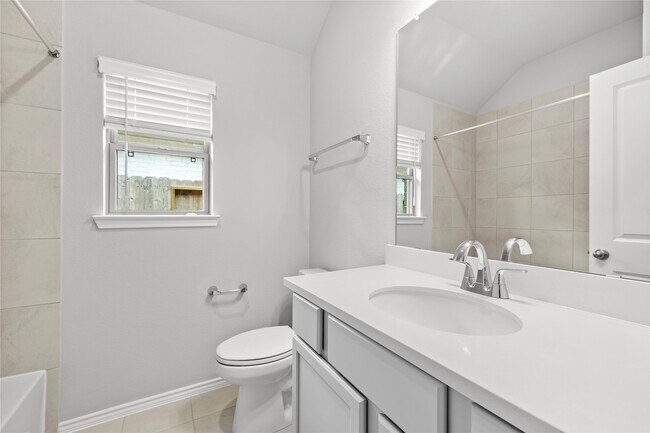 Building Photo - 10414 Starfire Yellow Dr