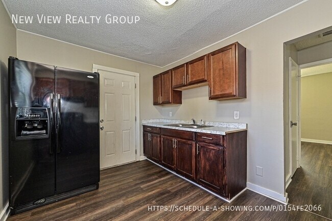 Building Photo - 3516 Jonquil St