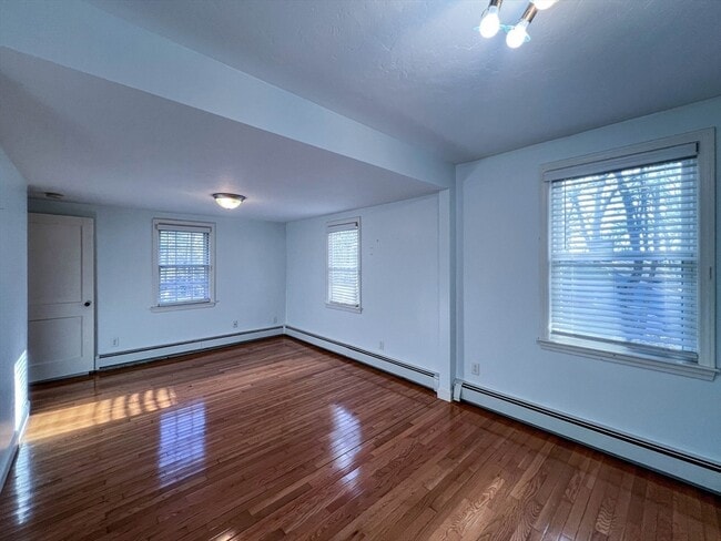 Building Photo - 56 Rockridge Rd