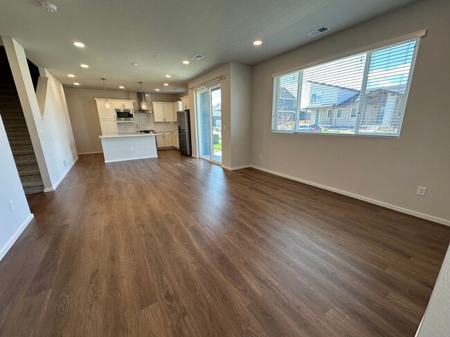 Building Photo - 4888 Denys Dr.