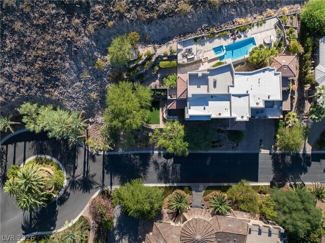 Building Photo - 1635 Liege Dr