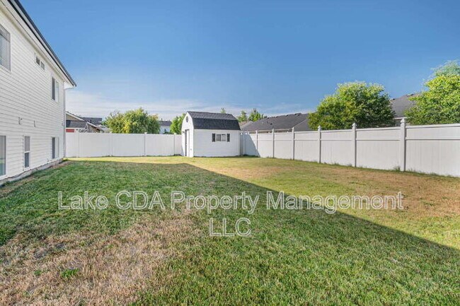 Building Photo - 5147 W Palmwood