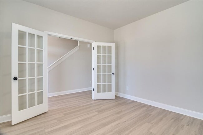Building Photo - 4 bedroom, 2.5 bathroom in Harlem, GA with...