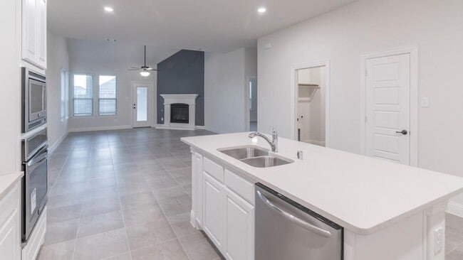 Building Photo - 3408 Cimarron River Dr