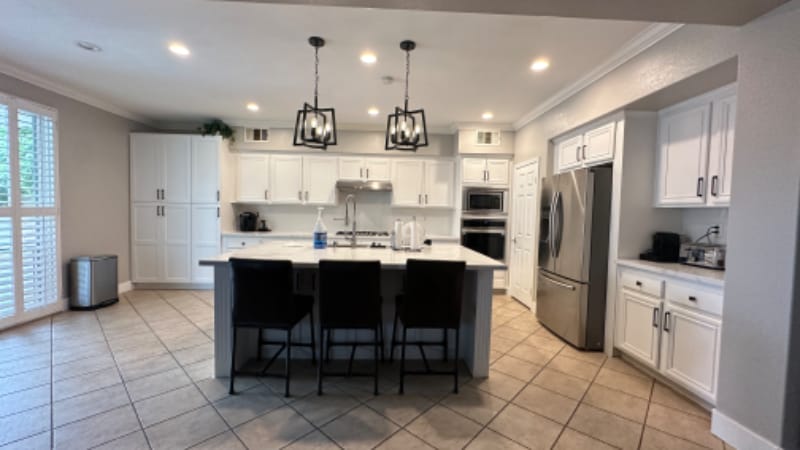 Primary Photo - 13275 Brass Ring Ln