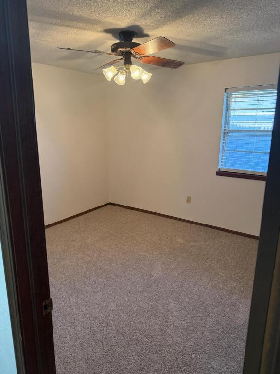 Building Photo - 1812 W Liberty Ave