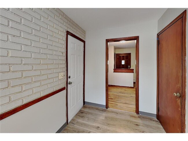 Building Photo - 11255 Arrowhead St NW