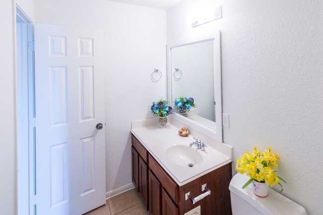 Building Photo - 5111 Juniper Walk Ln