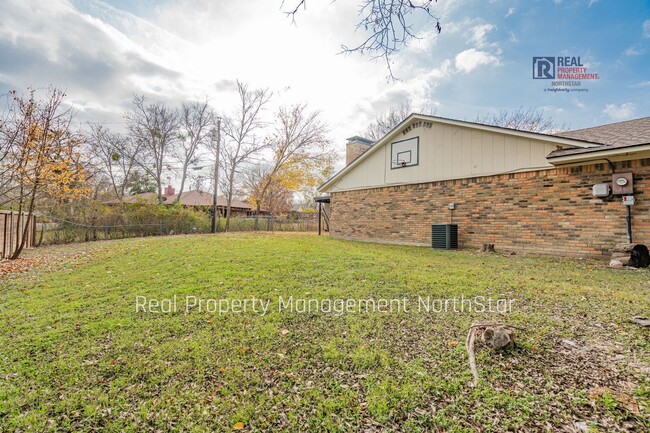 Building Photo - Charming Rockwall Home!