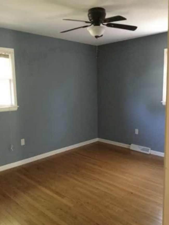 Building Photo - 3 bedroom, 1.5 bath Home: A MUST SEE! ONE ...