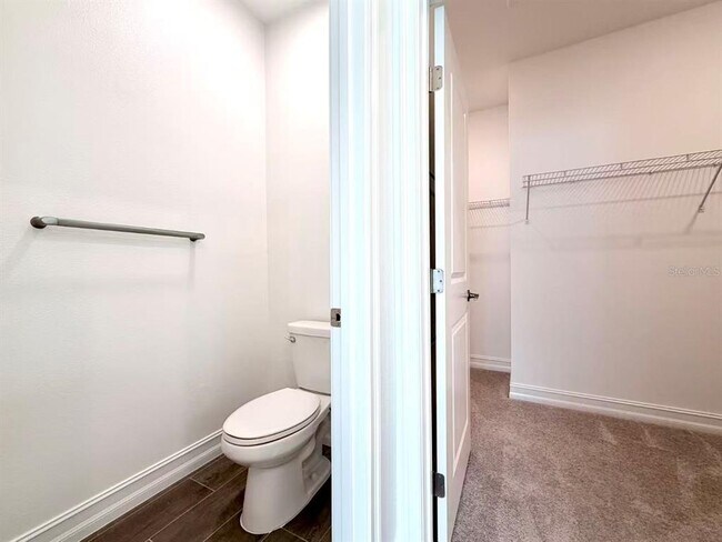 Building Photo - 1307 Broward Dr