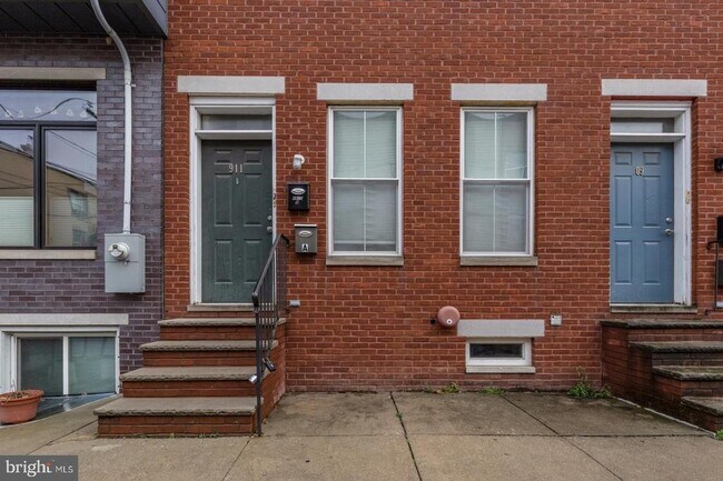 Building Photo - 911 N 19th St