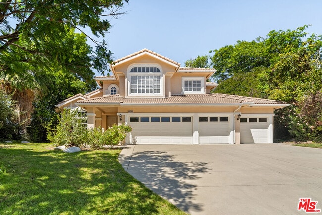 Primary Photo - 18419 St Moritz Dr
