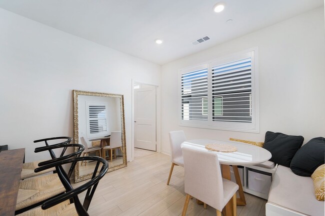 Building Photo - 3640 S Allston Paseo-#3