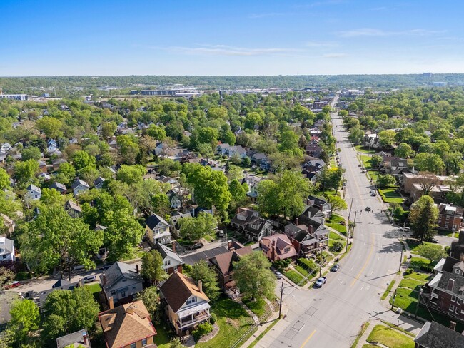 Building Photo - Modern Comfort Meets Prime Oakley Living –...