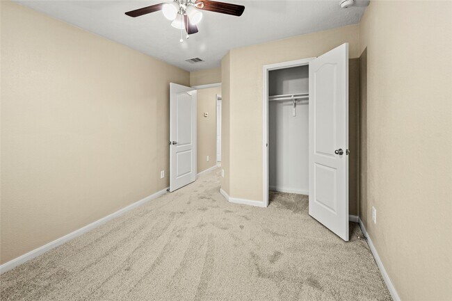Building Photo - 16131 Sweetwater Fields Ln