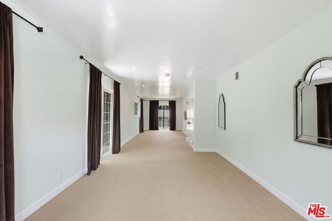 Building Photo - 503 N Greencraig Rd