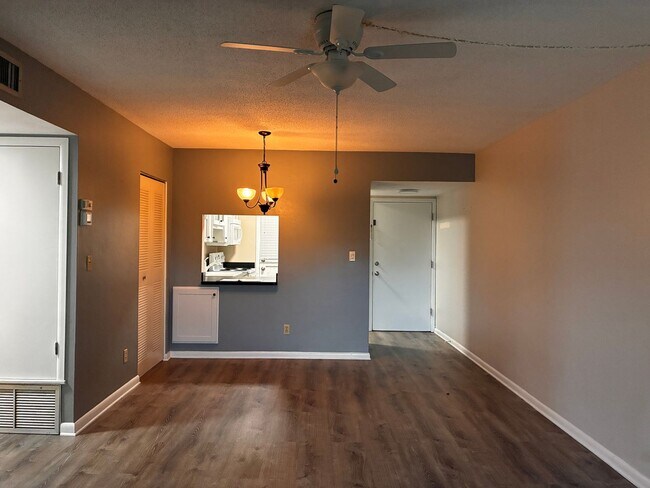 Building Photo - 55+ Charming first-floor condo nestled in the serene Fairways 3 Condominiums