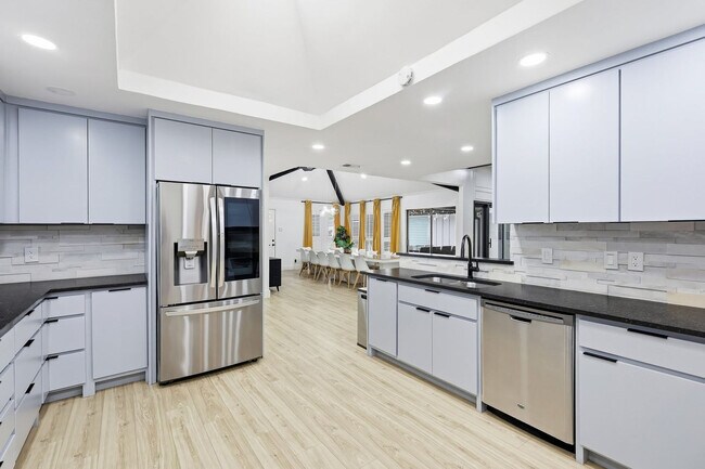 Building Photo - 3705 Trilogy Dr