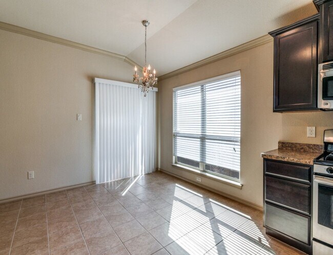 Building Photo - 5220 Austin Ridge Dr