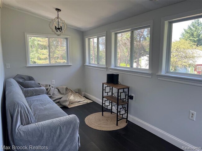 Building Photo - 4842 Merwin Rd