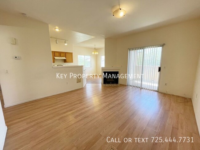 Building Photo - UPGRADED 2 BEDROOM IN SW W/ DETACHED GARAG...