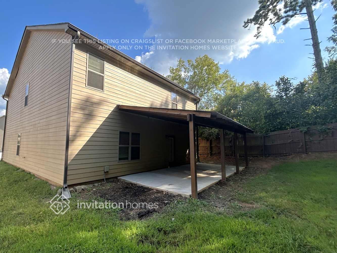 Building Photo - 3126 Cedar Crest Way