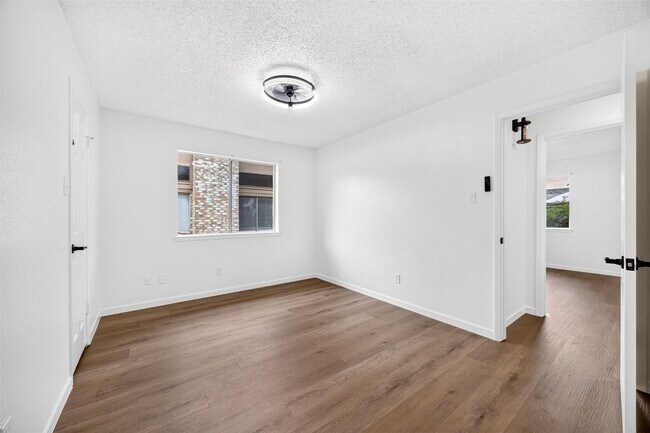 Building Photo - 22106 Westland Creek Dr