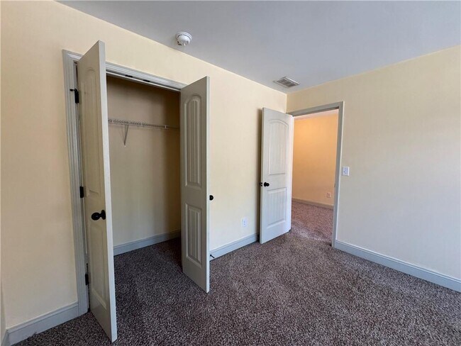Building Photo - 2640 Tyler Bay Ln