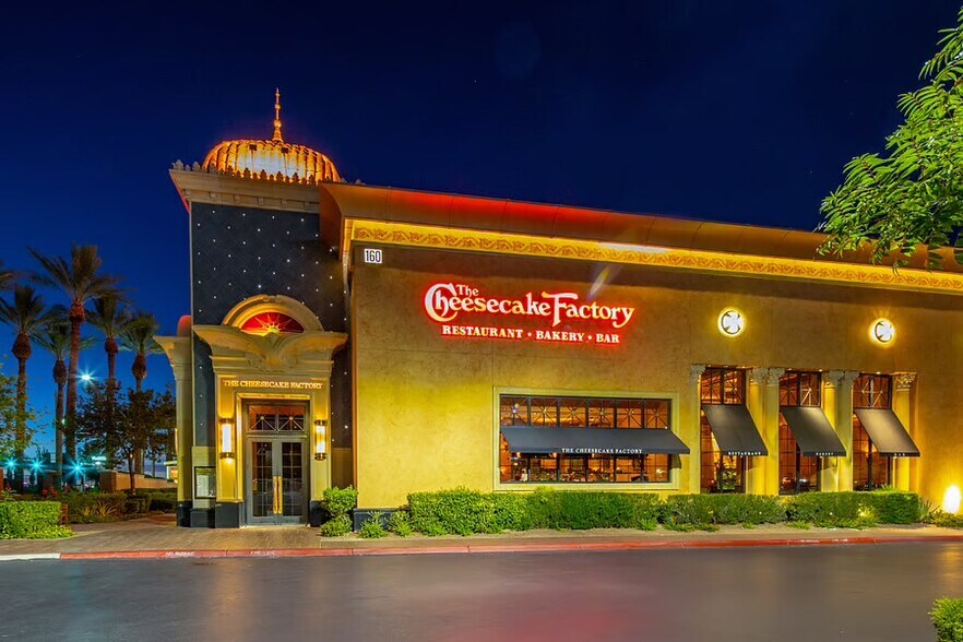 Building Photo - 251 S Green Valley Pky