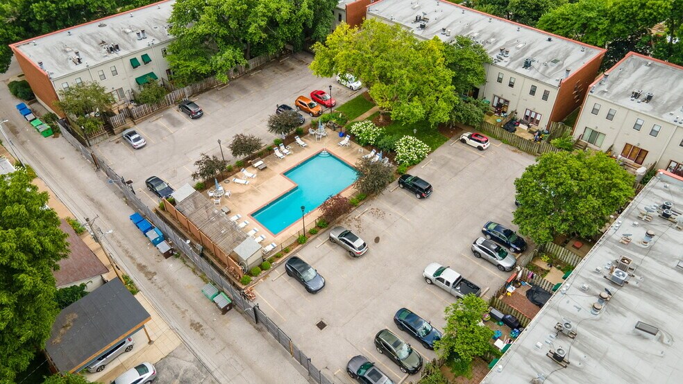 Building Photo - 4303 Laclede Ave