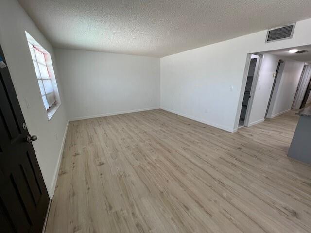 Building Photo - 6050 SW 27th St