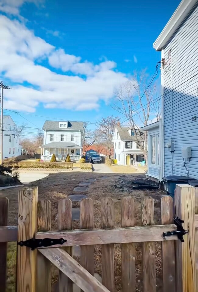 Building Photo - 7713 Union Ave