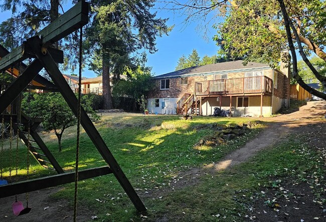 Building Photo - 12529 14th Avenue Northeast