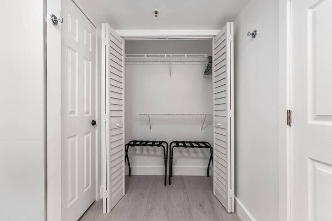 Building Photo - 2360 SW Archer Rd