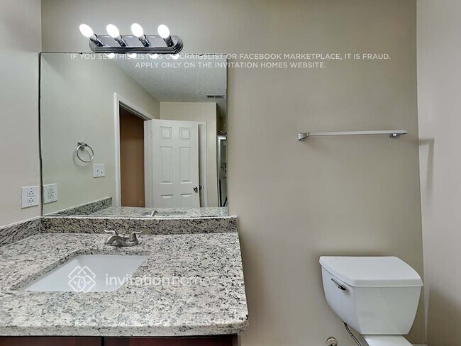 Building Photo - 2108 Genesis Dr