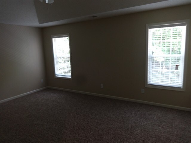 Building Photo - 3951 Saint George Ter SW
