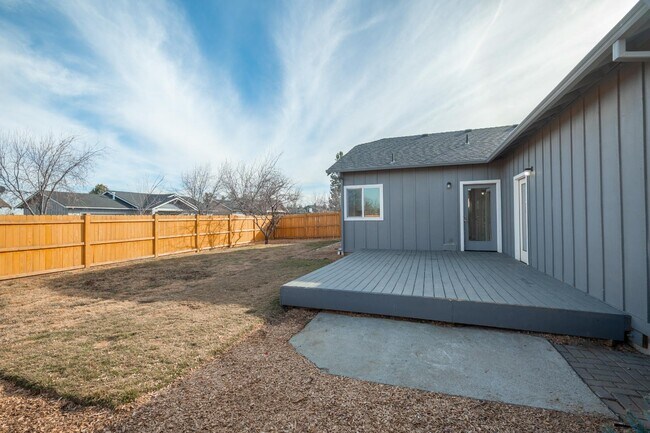 Building Photo - 20688 White Dove Ln