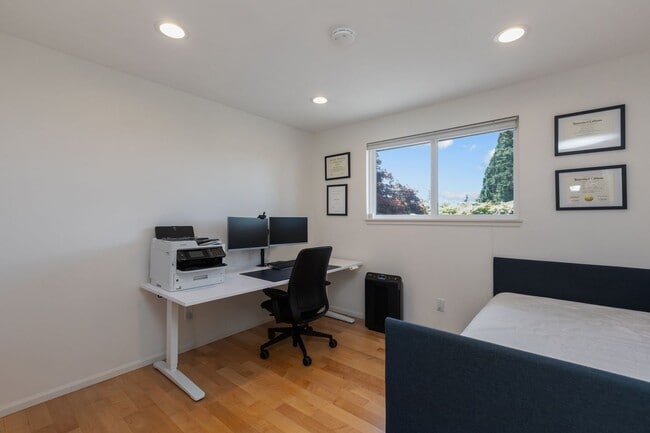 Building Photo - Beautiful 4 Bedroom Home in Richmond