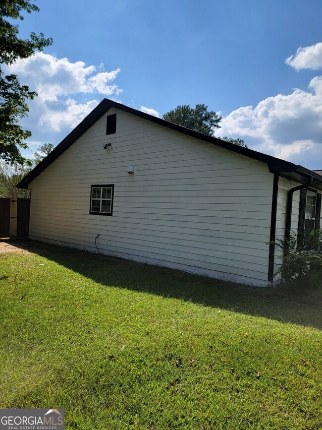 Building Photo - 1331 Misty Ridge Ct