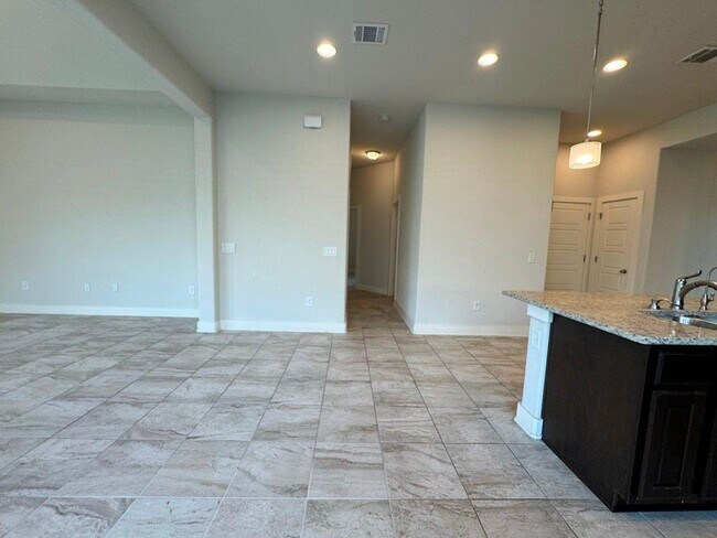 Building Photo - 12008 Reindeer Dr
