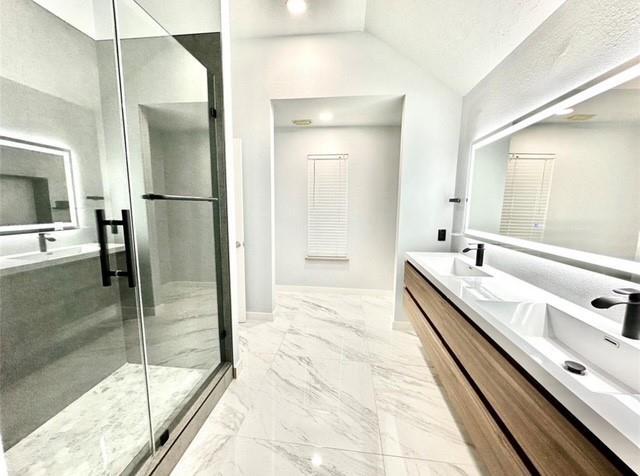 Building Photo - 16918 Blend Stone