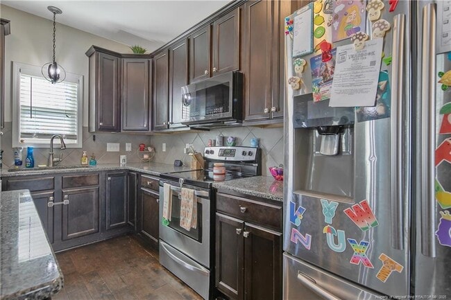 Building Photo - 688 Stonebriar Ave