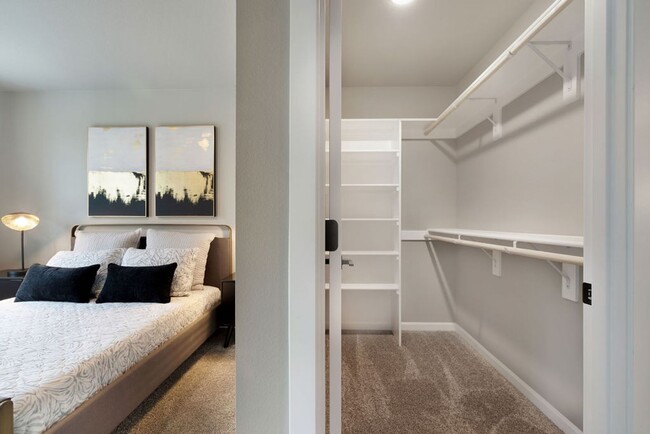 Building Photo - 7009 NE 132nd Way