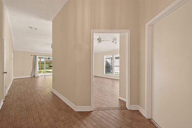 Building Photo - 20039 S Navaho Trail