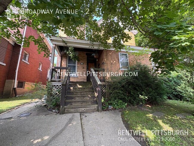 Building Photo - 310 Broadway Ave