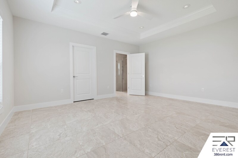 Building Photo - 22 Woodlyn Ln