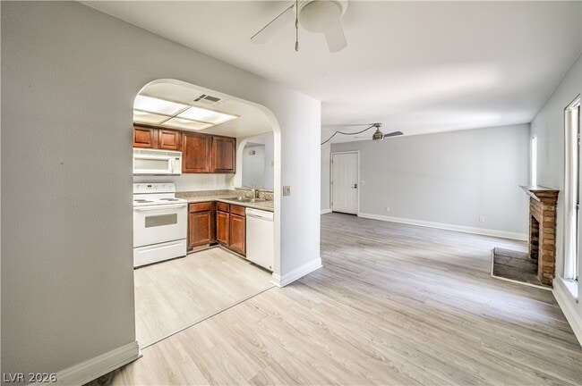 Building Photo - 3411 Sunfish Dr